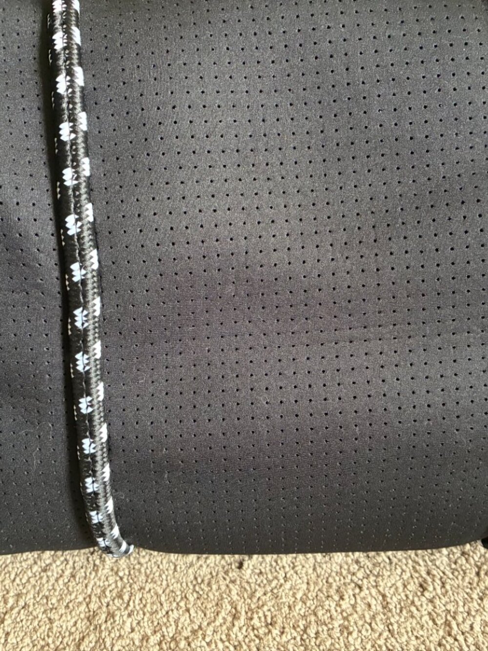 Pop Ups Brand Everyday Tote Basic Black Perforated Neoprene Tote NWOT - Picture 5 of 5
